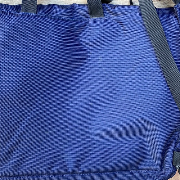 Patagonia Laptop/Messenger Bag - Picture 12 of 16